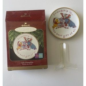 Hallmark Keepsake Ornament Winne The Pooh The Gift Of Friendship Plate Christmas